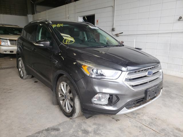 Ford Escape tit (2017)