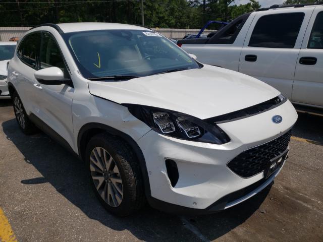 Ford Escape tit (2020)