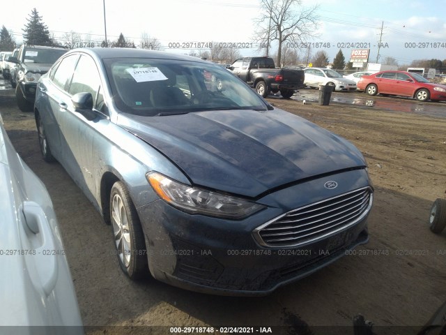 Ford Fusion hybrid (2019)