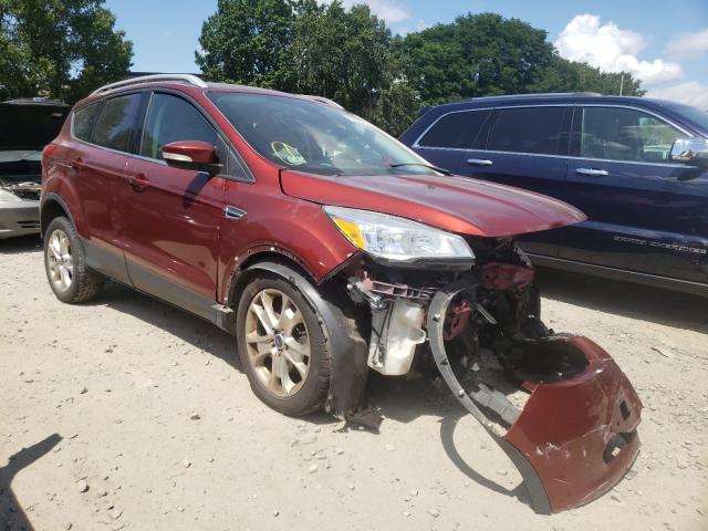 Ford Escape tit (2014)