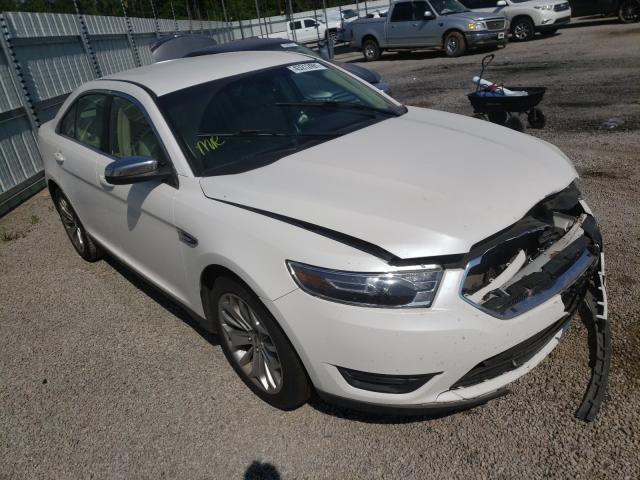 Ford Taurus lim (2015)