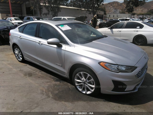 Ford Fusion hybrid (2019)