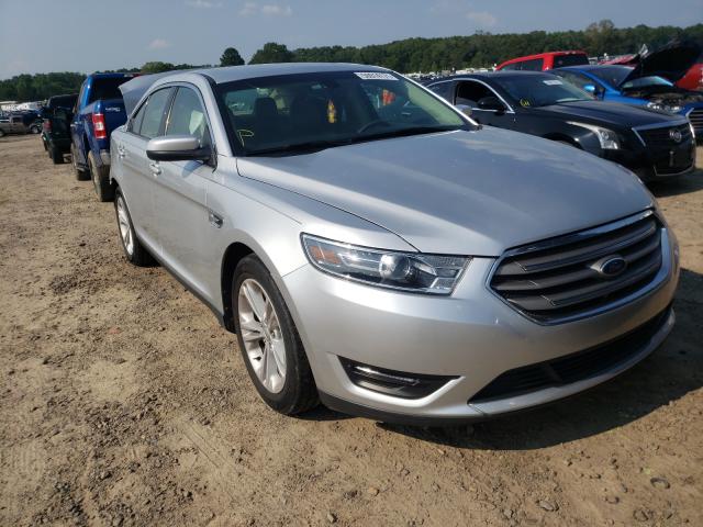 Ford Taurus (2015)
