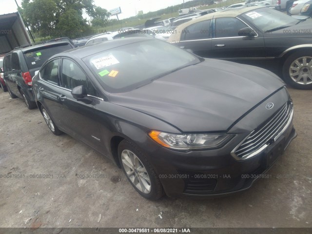 Ford Fusion hybrid (2019)