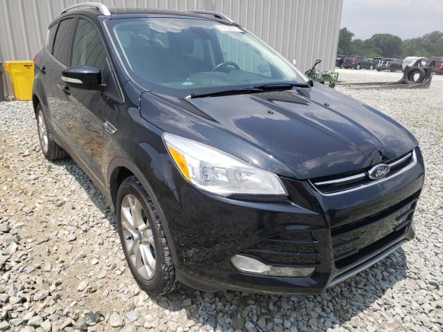 Ford Escape tit (2014)