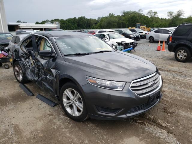 Ford Taurus se (2017)