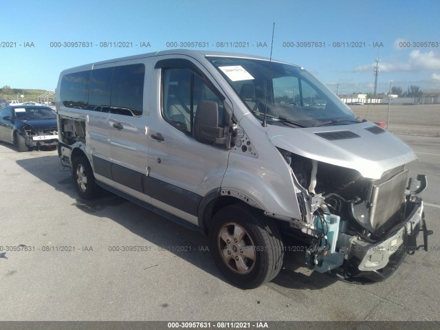 Ford Transit passenger wagon (2018)