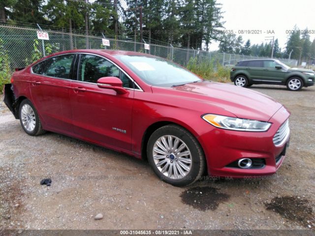 Ford Fusion (2016)