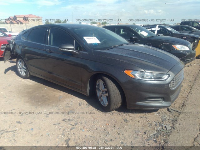 Ford Fusion (2016)