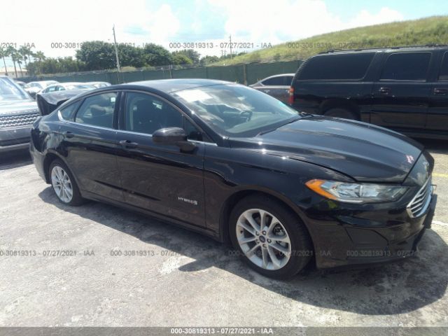 Ford Fusion hybrid (2019)