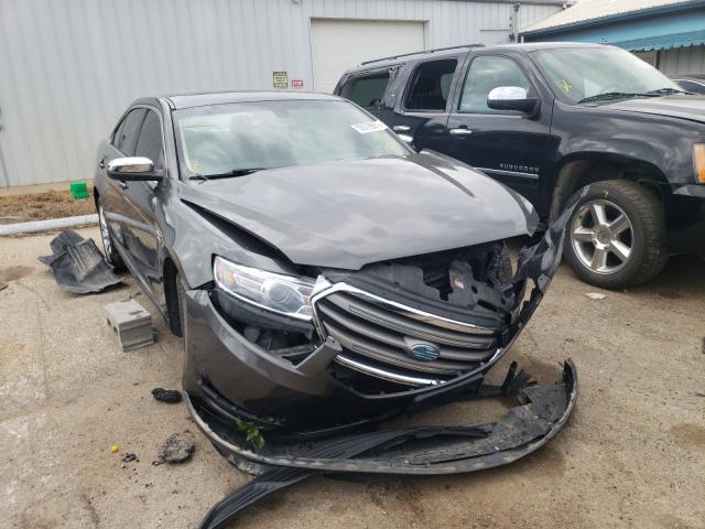 Ford Taurus lim (2015)