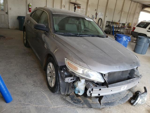 Ford Taurus se (2012)