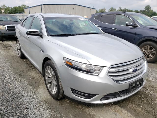 Ford Taurus lim (2015)