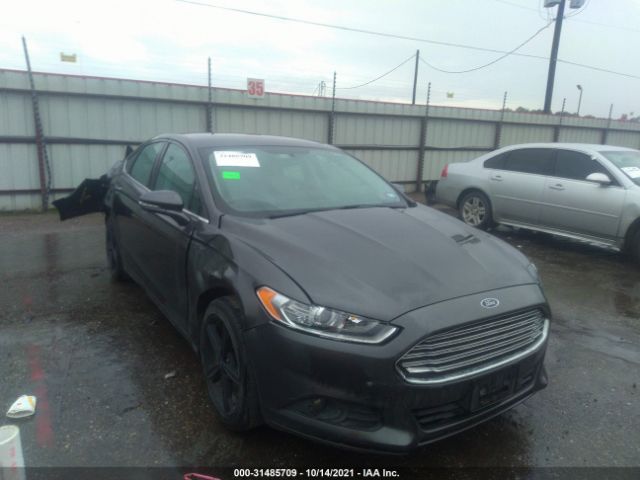 Ford Fusion (2016)