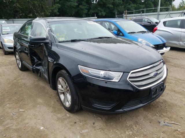 Ford Taurus se (2018)