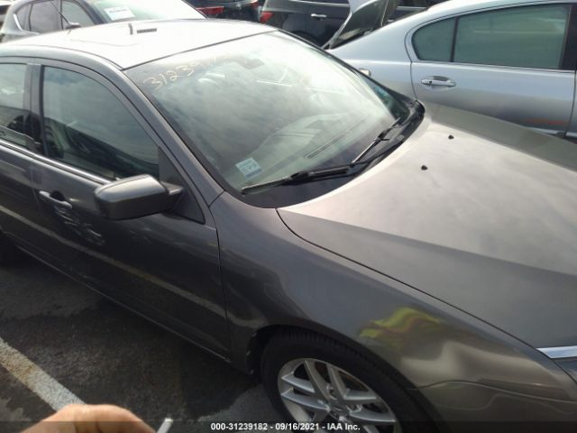 Ford Fusion (2012)