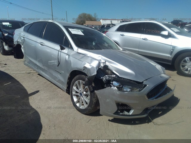 Ford Fusion hybrid (2019)