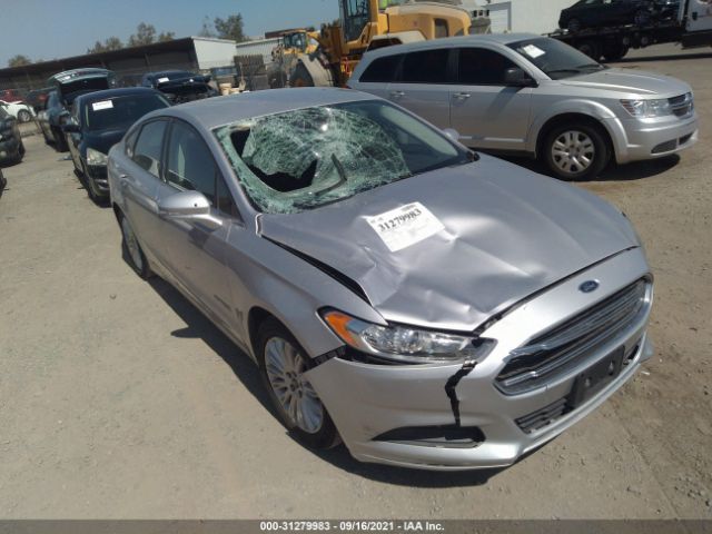 Ford Fusion (2016)