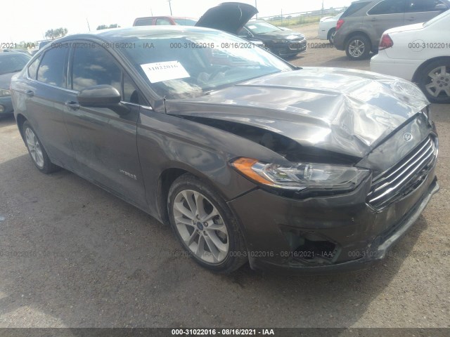 Ford Fusion hybrid (2019)