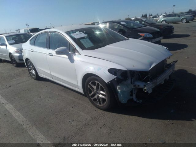Ford Fusion (2016)