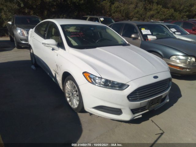 Ford Fusion (2016)