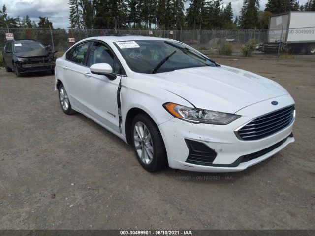 Ford Fusion hybrid (2019)