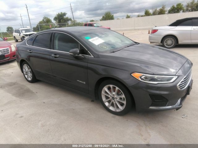Ford Fusion hybrid (2019)