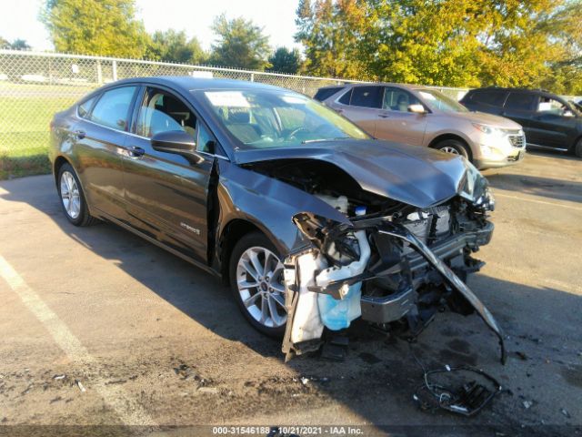 Ford Fusion hybrid (2019)