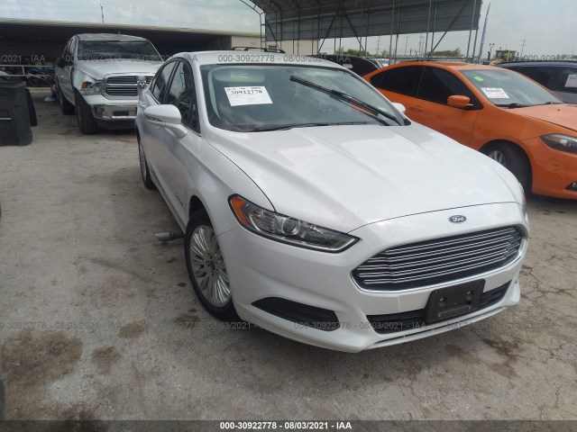 Ford Fusion (2016)