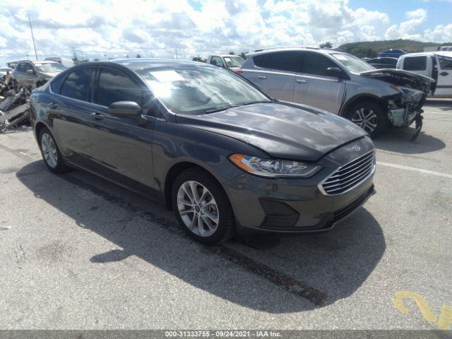 Ford Fusion hybrid (2020)