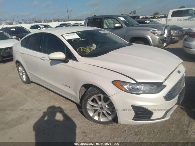 Ford Fusion hybrid (2019)