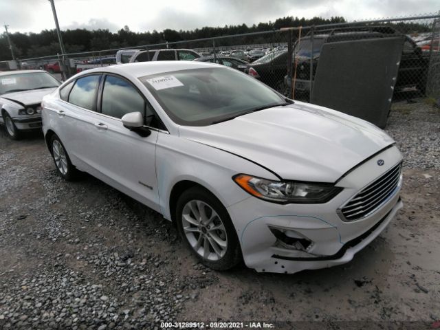Ford Fusion hybrid (2019)