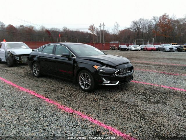 Ford Fusion hybrid (2020)