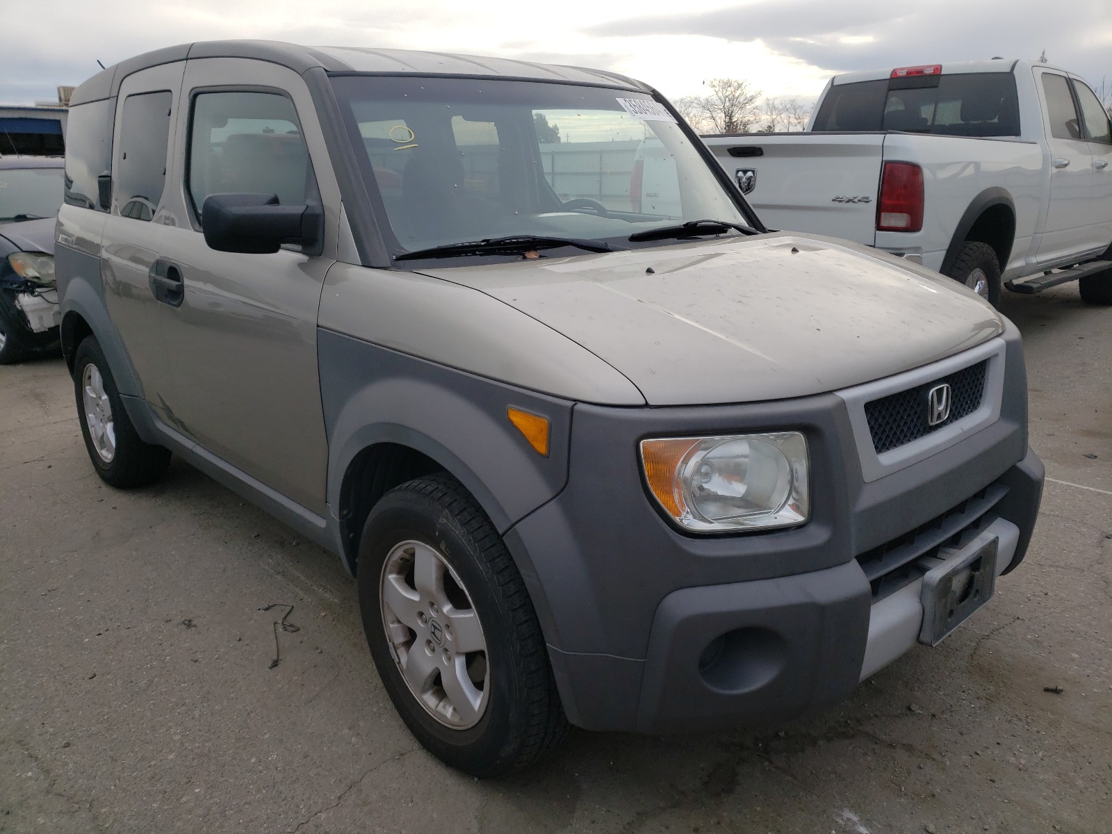 Honda Element ex (2004)