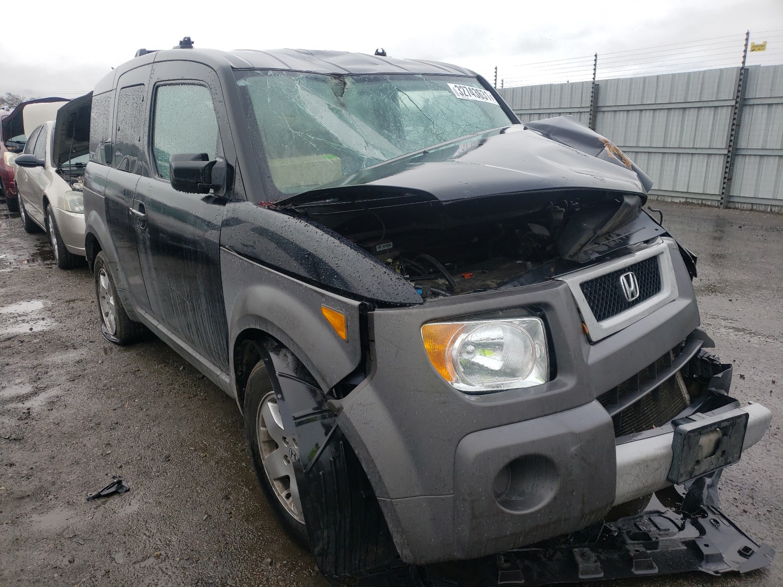 Honda Element ex (2004)