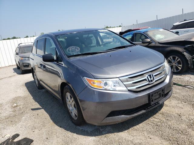 Honda Odyssey lx (2013)