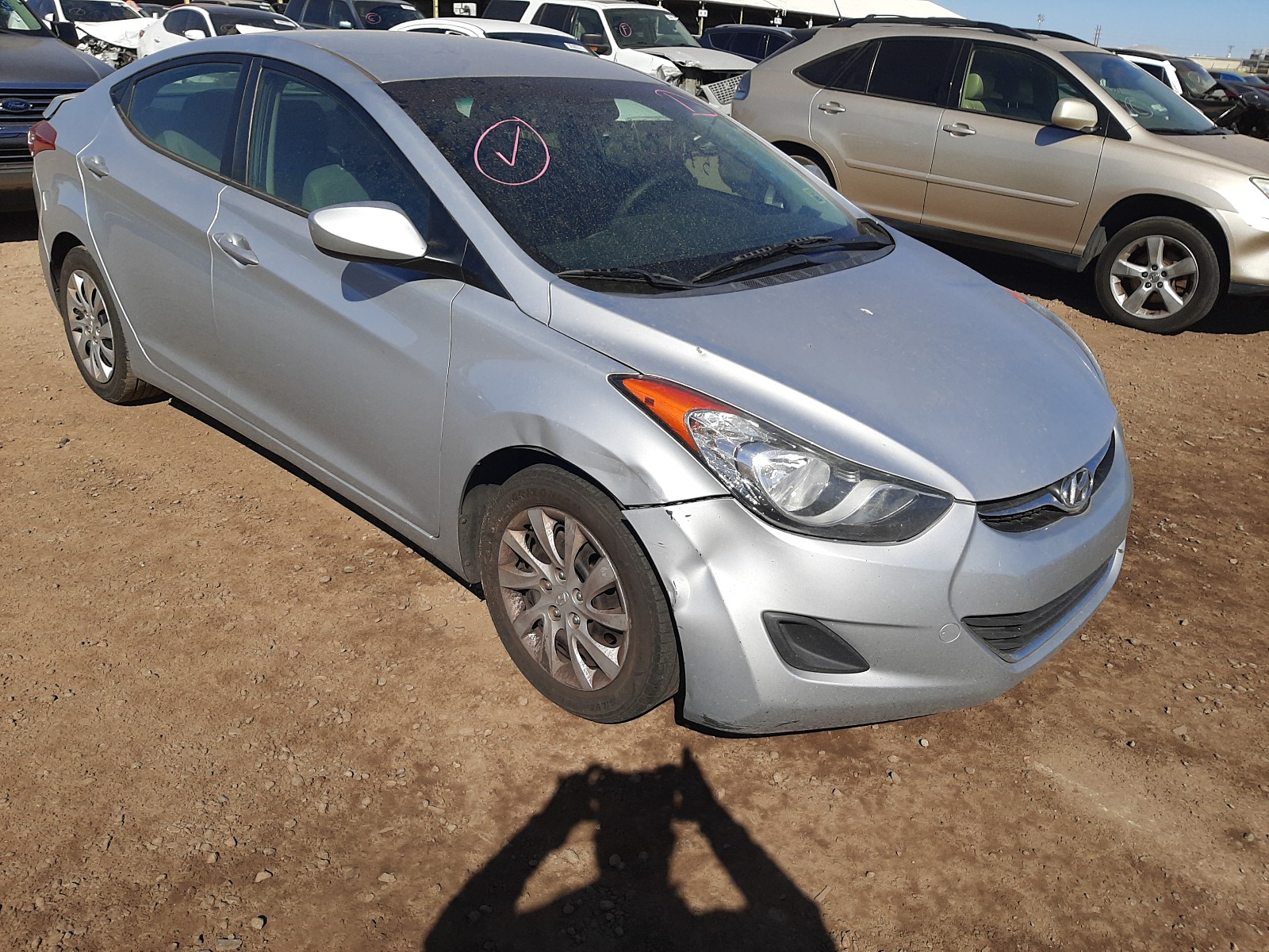 Hyundai Elantra gl (2012)