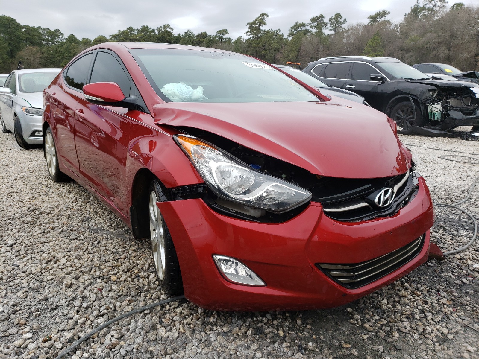 Hyundai Elantra gl (2012)