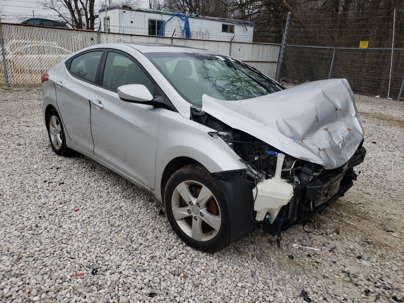 Hyundai Elantra gl (2012)