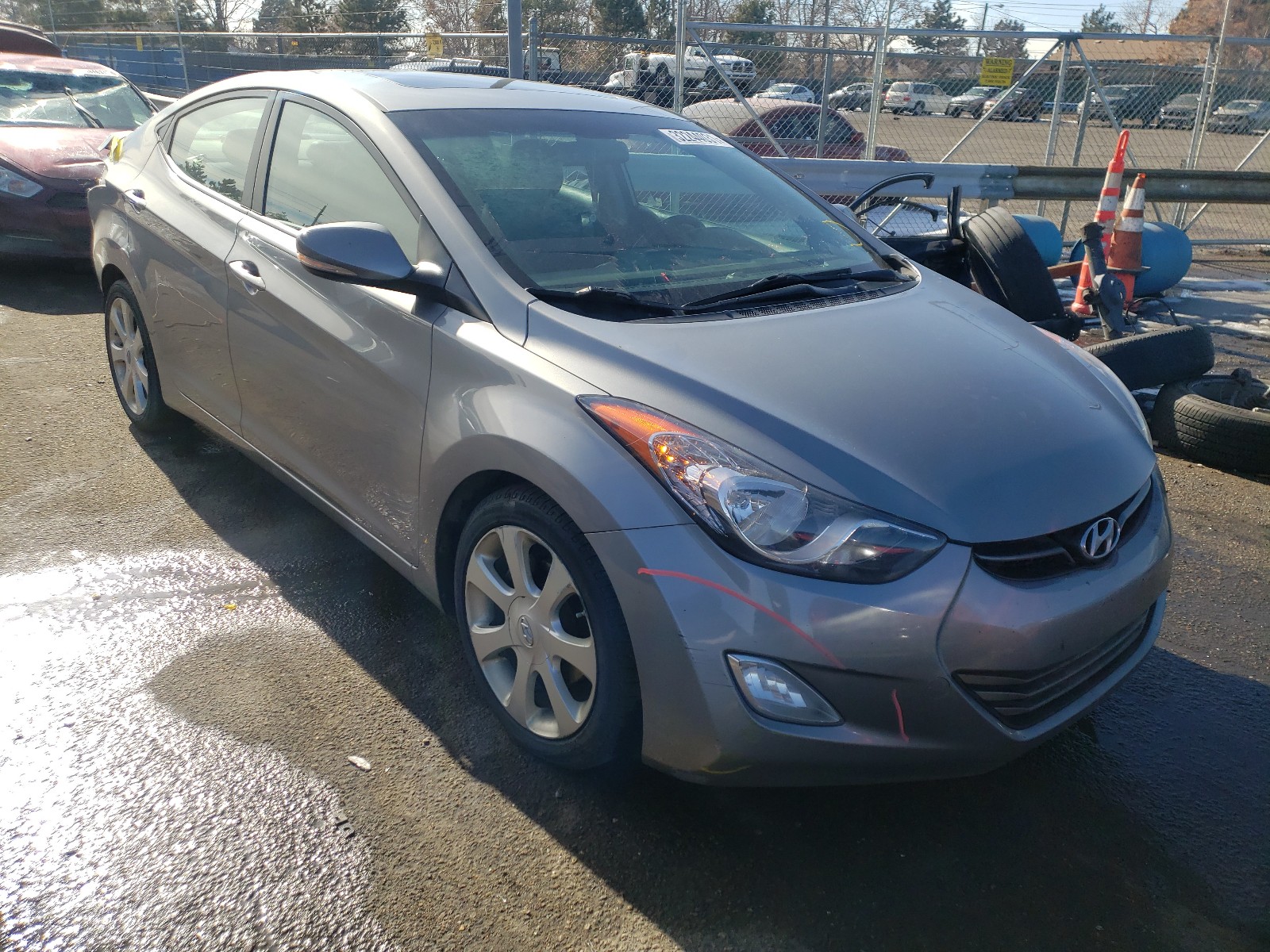 Hyundai Elantra gl (2012)
