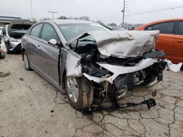 Hyundai Sonata hyb (2012)