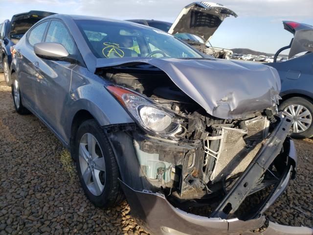 Hyundai Elantra gl (2013)