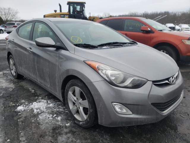 Hyundai Elantra gl (2012)