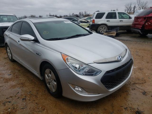 Hyundai Sonata hyb (2011)