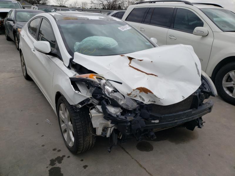 Hyundai Elantra gl (2012)