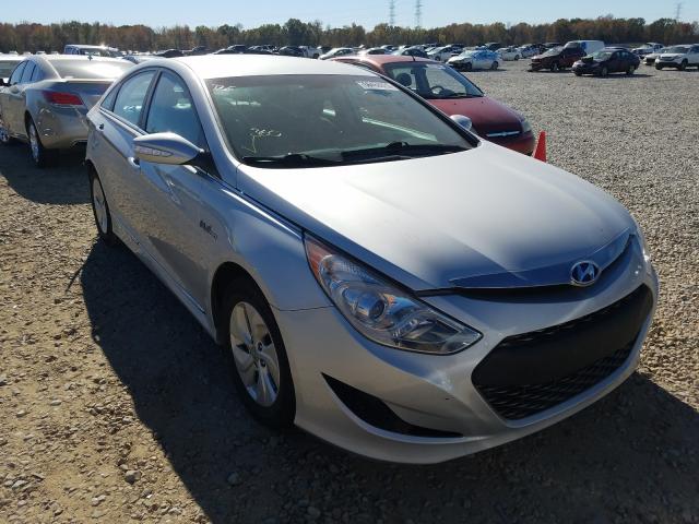 Hyundai Sonata hyb (2015)
