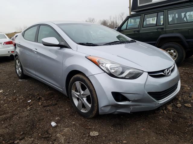 Hyundai Elantra gl (2012)