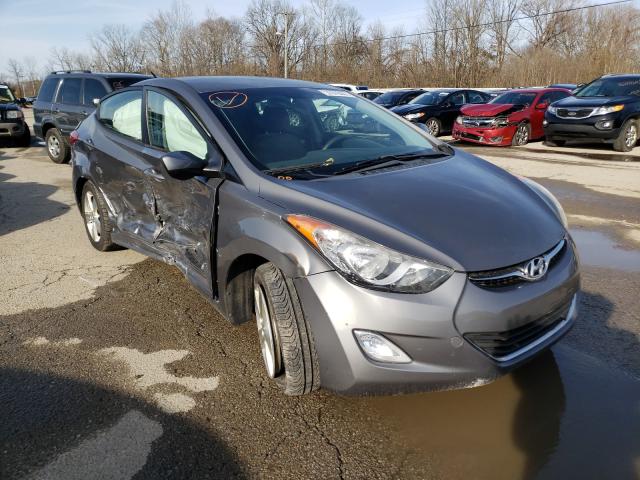 Hyundai Elantra gl (2012)