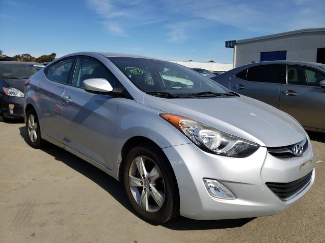 Hyundai Elantra gl (2012)