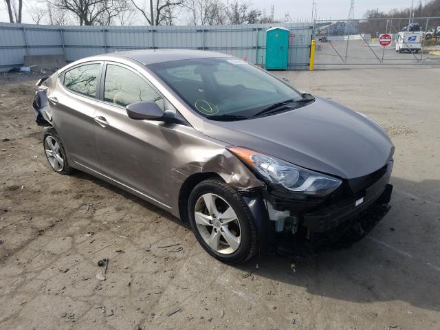 Hyundai Elantra gl (2012)
